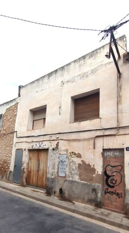 4 soveværelse Villa til salg i El Vendrell - € 126.000 (Ref: 9534616)