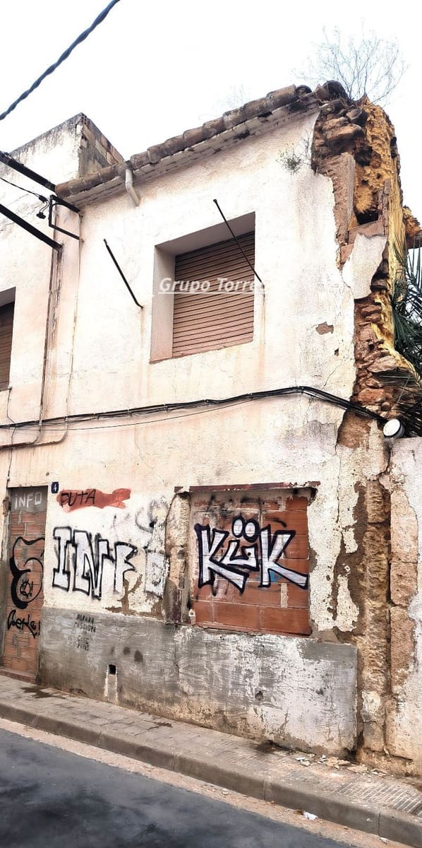 4 sovrum Villa till salu i El Vendrell - 126 000 € (Ref: 9534616)