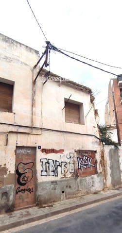 4 soveværelse Villa til salg i El Vendrell - € 126.000 (Ref: 9534616)