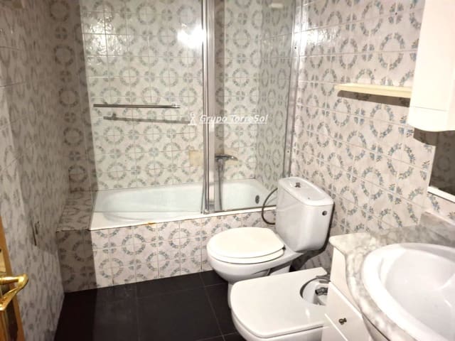 Piso de 2 habitaciones en Calafell en venta - 179.000 € (Ref: 9534617)