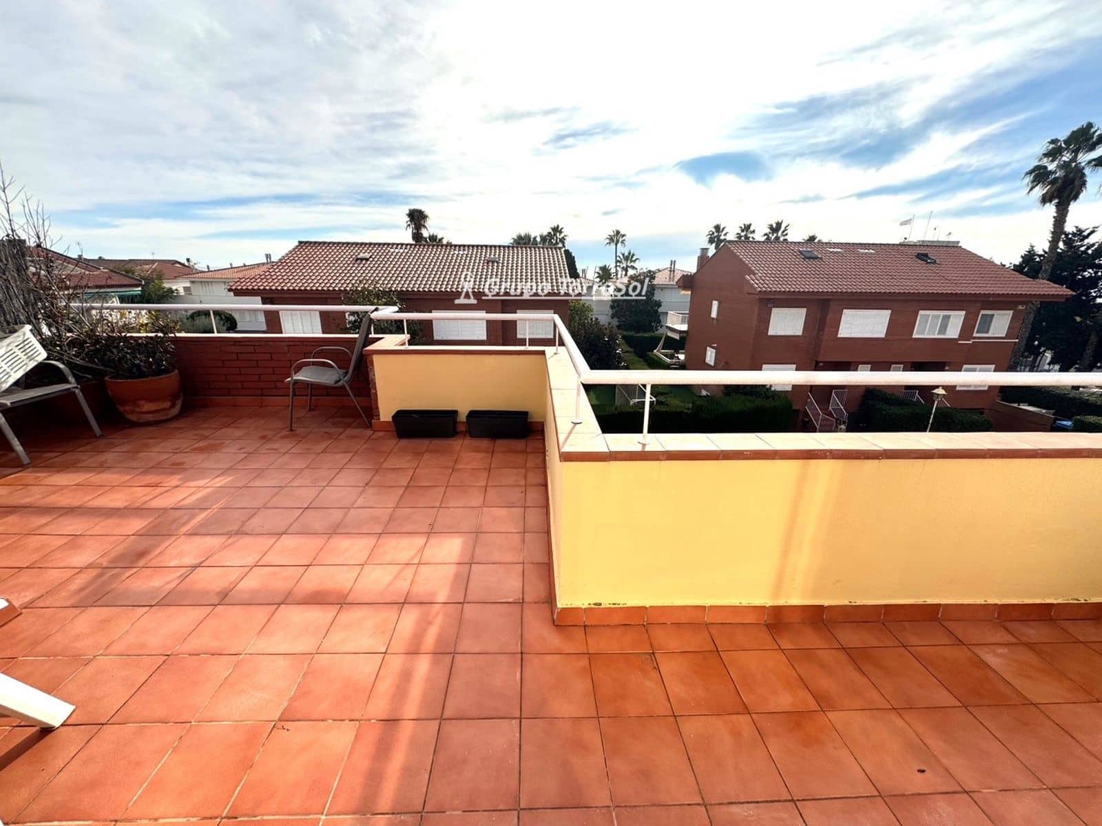 Casa em Banda para venda em Altafulla com garagem - 670 000 € (Ref: 9534618)