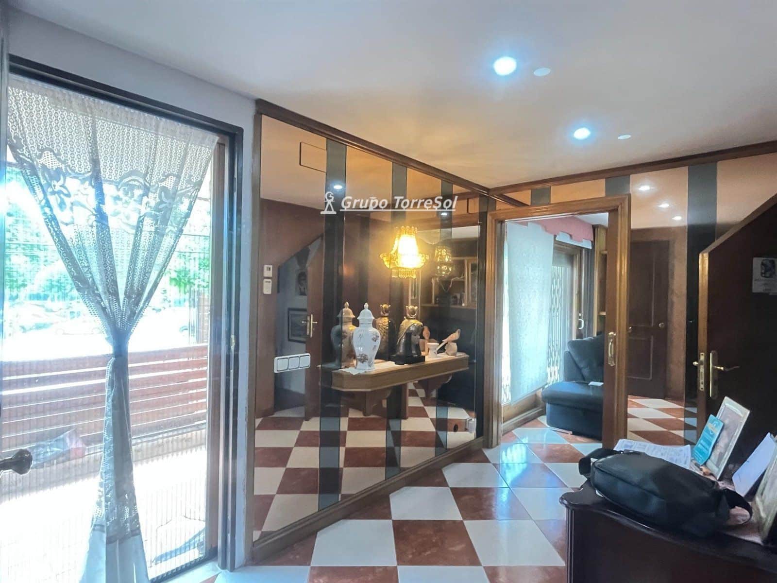 4 soveværelse Villa til salg i Calafell med swimmingpool garage - € 495.000 (Ref: 9534626)