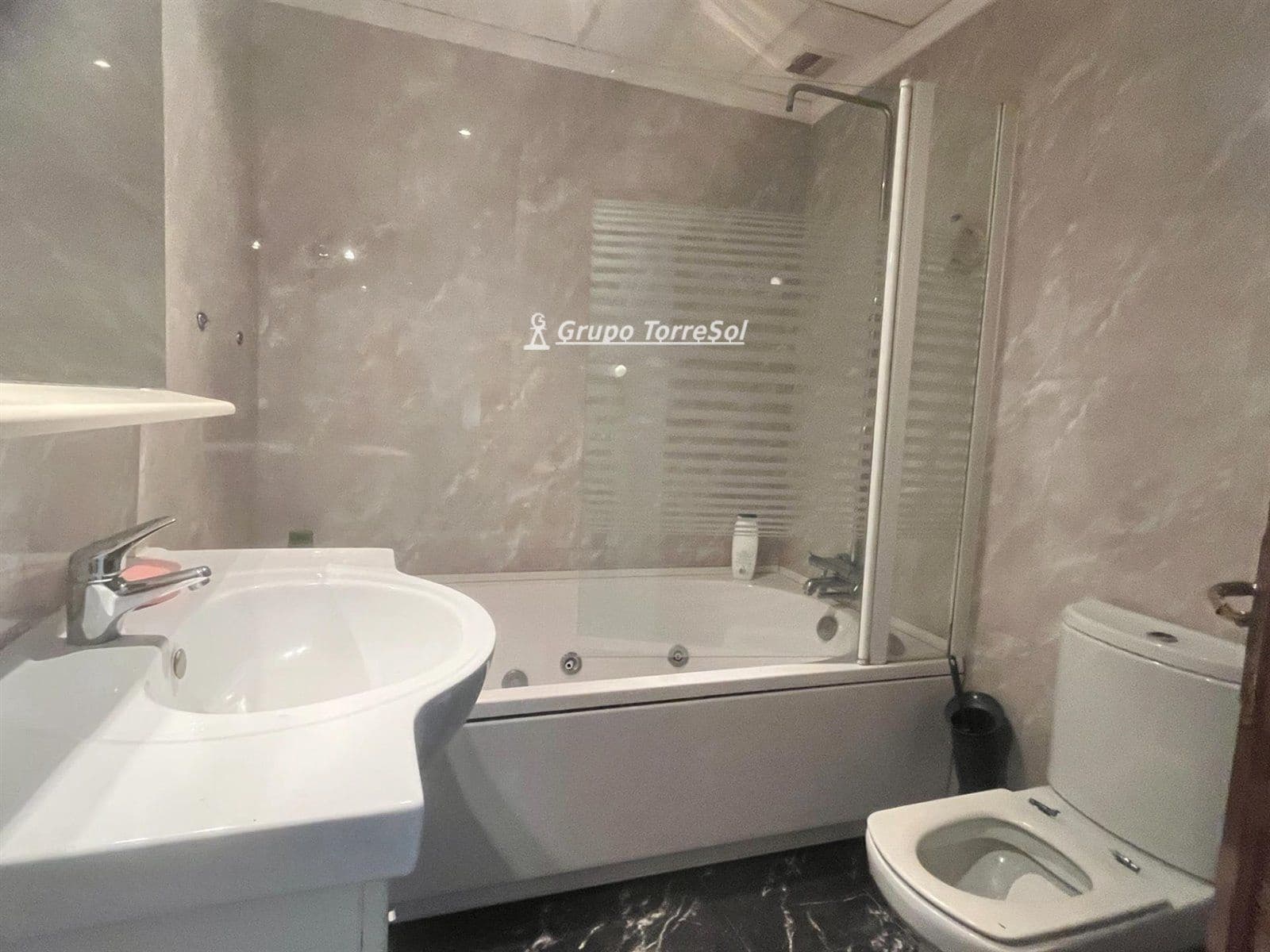 5 slaapkamer Huis te koop in El Vendrell - € 219.000 (Ref: 9534628)