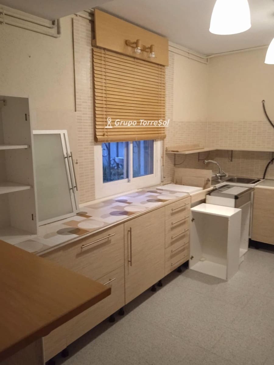 5 chambre Villa/Maison à vendre à La Pobla de Montornes avec garage - 265 000 € (Ref: 9534637)