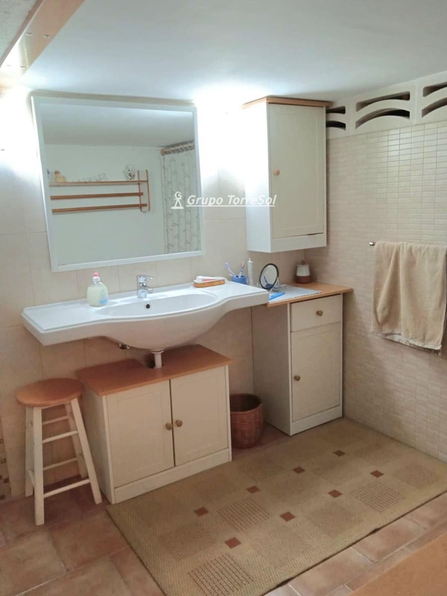 5 chambre Villa/Maison à vendre à La Pobla de Montornes avec garage - 265 000 € (Ref: 9534637)