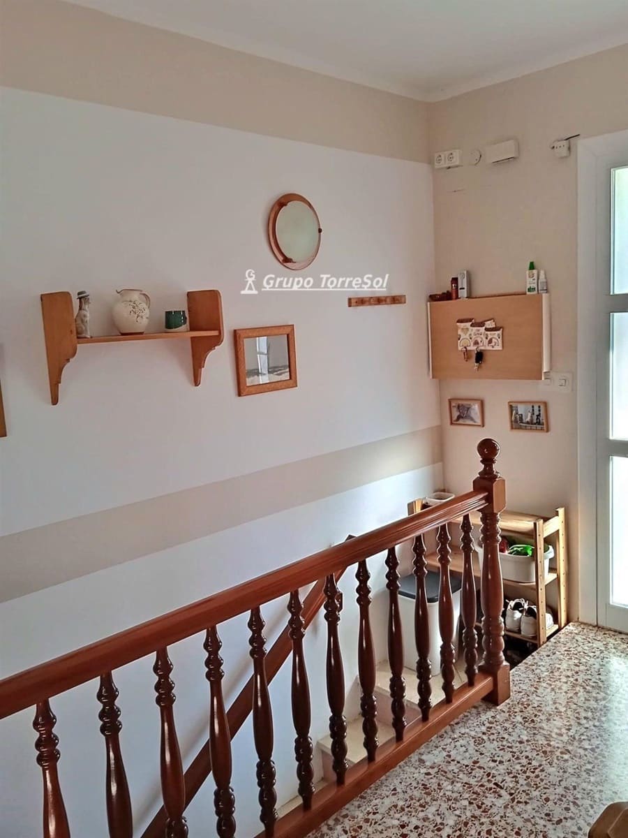 5 chambre Villa/Maison à vendre à La Pobla de Montornes avec garage - 265 000 € (Ref: 9534637)