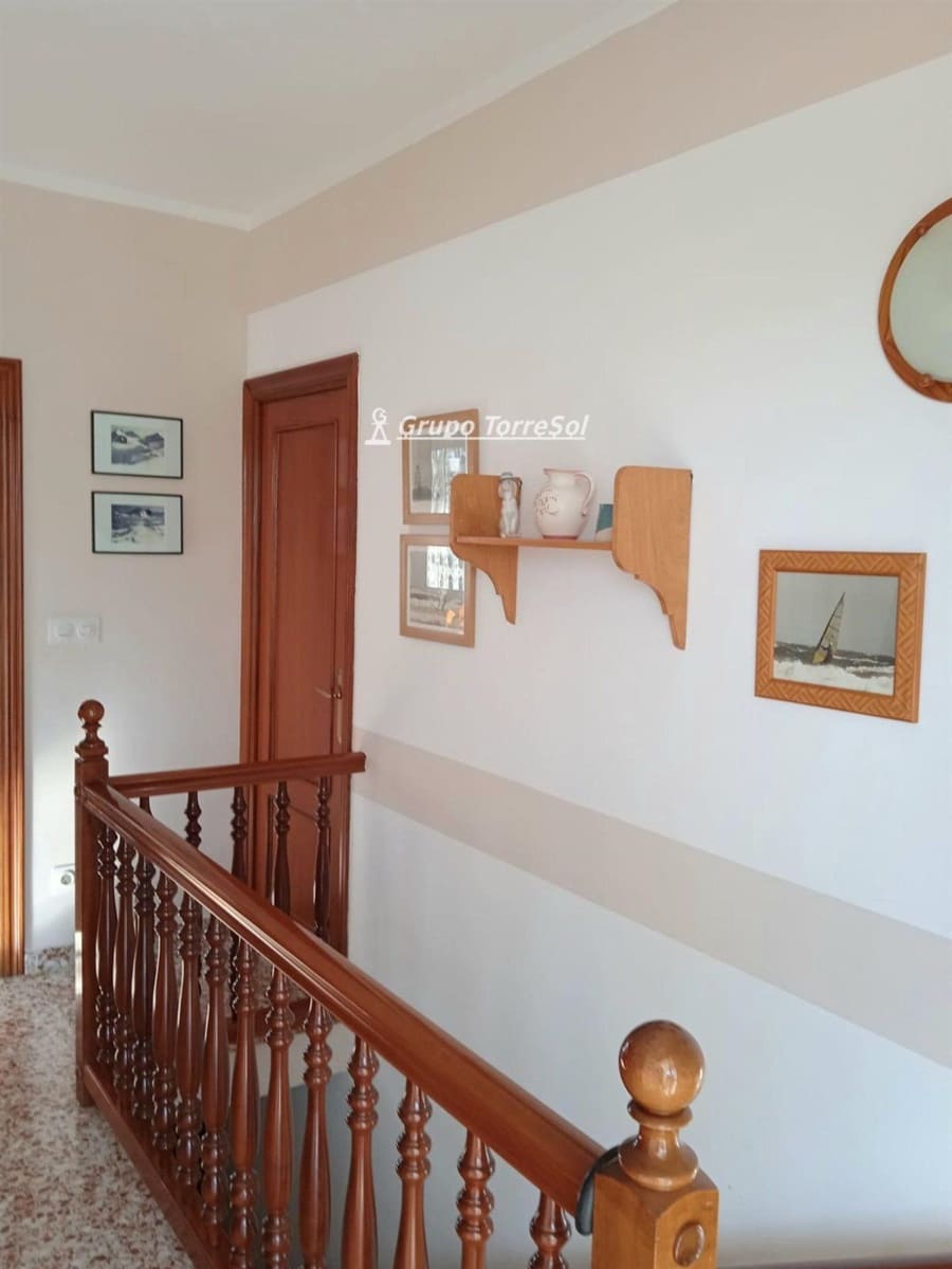 5 chambre Villa/Maison à vendre à La Pobla de Montornes avec garage - 265 000 € (Ref: 9534637)