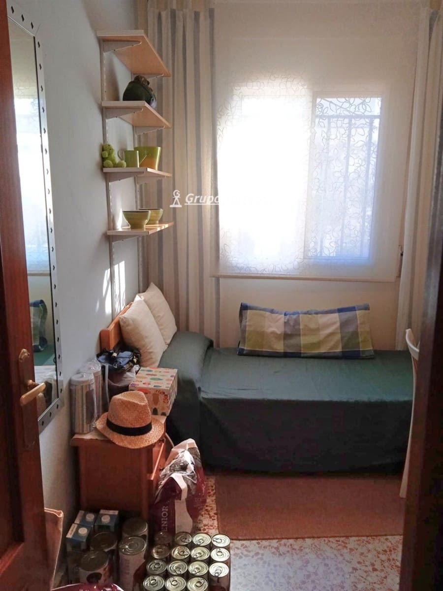 5 chambre Villa/Maison à vendre à La Pobla de Montornes avec garage - 265 000 € (Ref: 9534637)