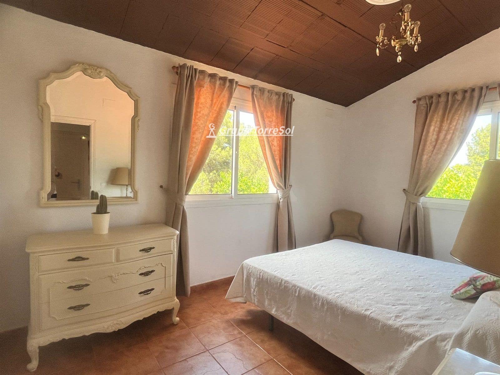 4 soverom Villa til salgs i Banyeres del Penedes med svømmebasseng - € 520 000 (Ref: 9534644)