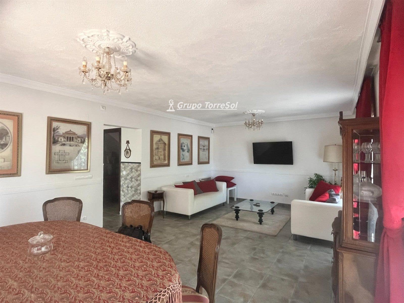 4 soverom Villa til salgs i Banyeres del Penedes med svømmebasseng - € 520 000 (Ref: 9534644)