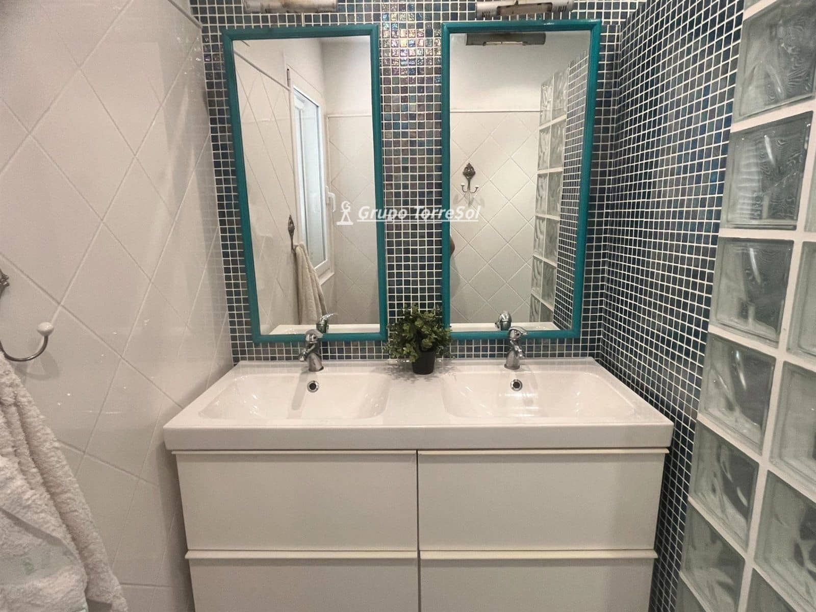 4 soverom Villa til salgs i Banyeres del Penedes med svømmebasseng - € 520 000 (Ref: 9534644)