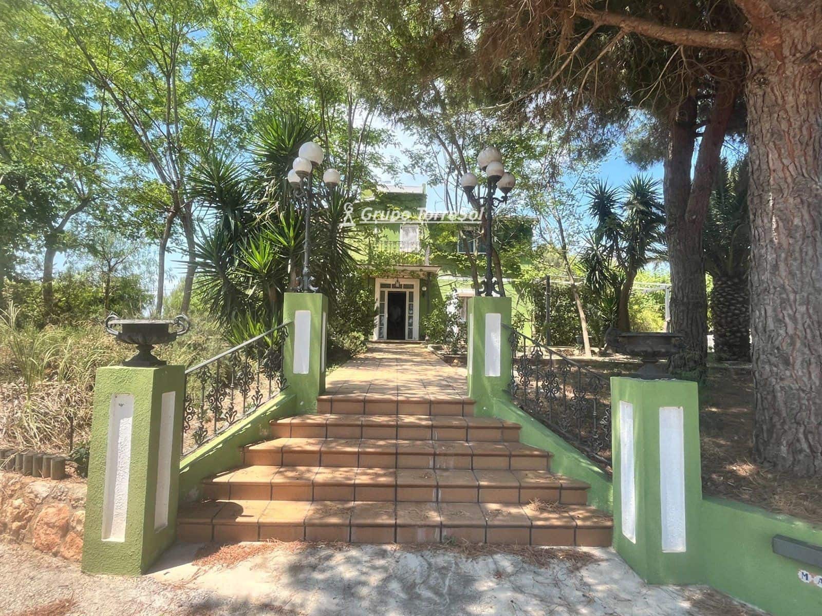 4 soverom Villa til salgs i Banyeres del Penedes med svømmebasseng - € 520 000 (Ref: 9534644)