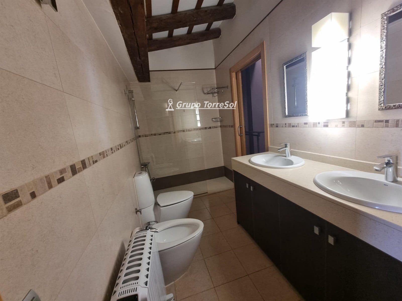 3 bedroom Penthouse for rent in Tarragona city with garage - € 1,500 (Ref: 9534648)