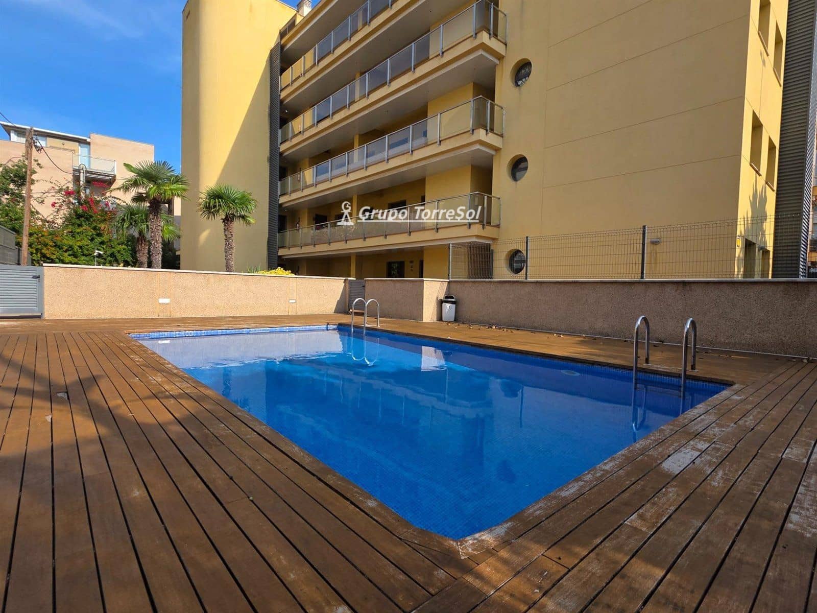 3 Zimmer Wohnung zu verkaufen in Torredembarra mit Pool Garage - 440.000 € (Ref: 9534652)