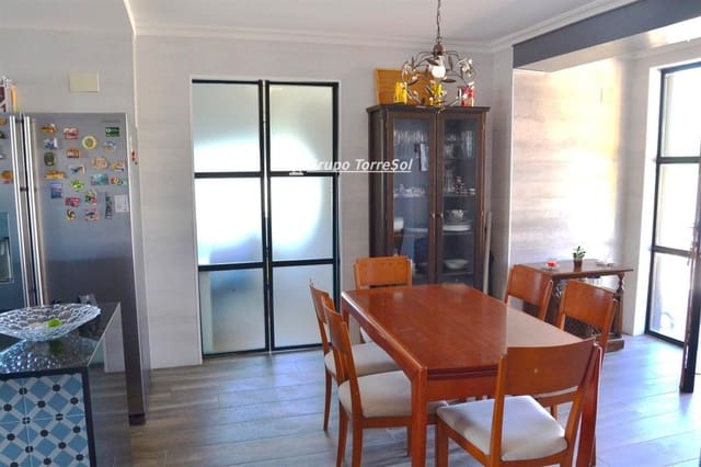 4 bedroom Villa for sale in Creixell - € 290,000 (Ref: 9534657)