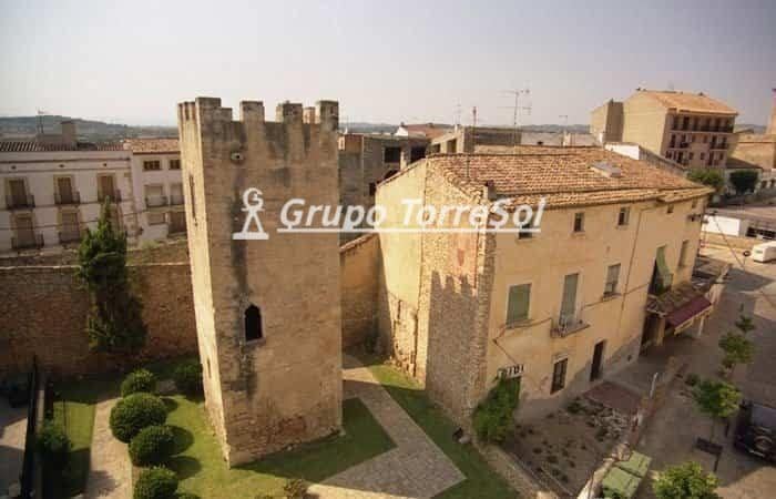 Commercial for rent in Torredembarra - € 1,800 (Ref: 9534660)