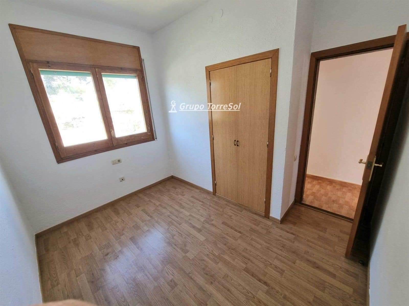 4 bedroom Villa for sale in Torredembarra with garage - € 400,000 (Ref: 9534661)