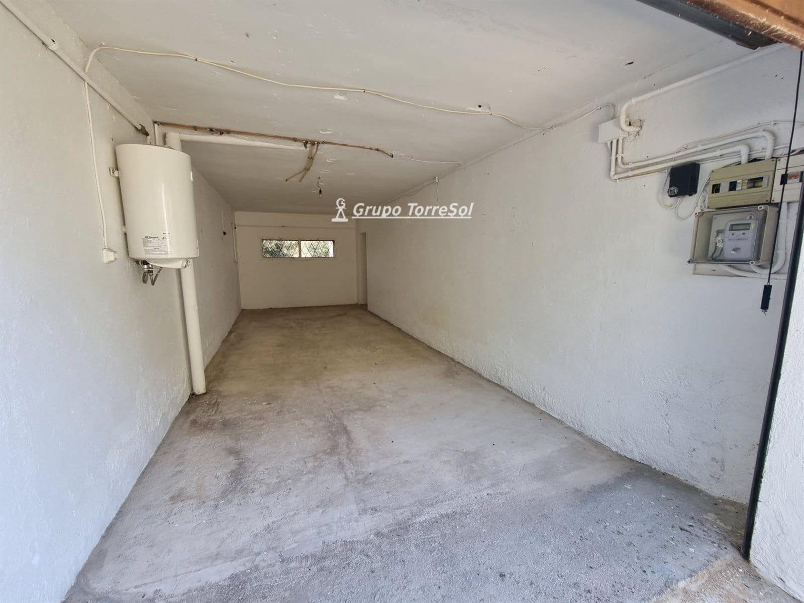 4 bedroom Villa for sale in Torredembarra with garage - € 400,000 (Ref: 9534661)