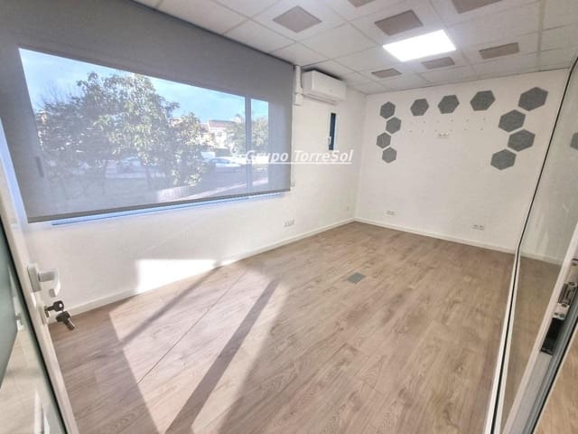 4 slaapkamer Commercieel te huur in Altafulla - € 800 (Ref: 9534662)