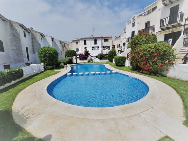 3 bedroom Townhouse for sale in Torredembarra with pool garage - € 250,000 (Ref: 9534670)