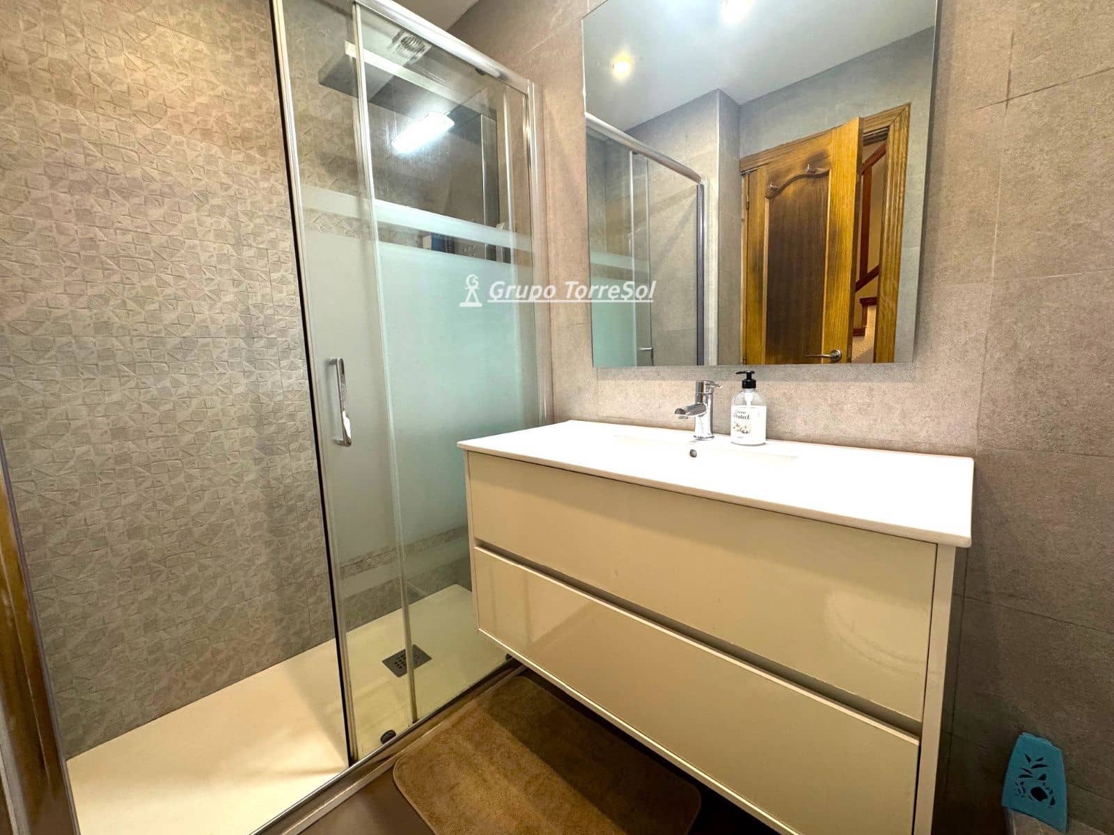 3 bedroom Townhouse for sale in Torredembarra with pool garage - € 250,000 (Ref: 9534670)