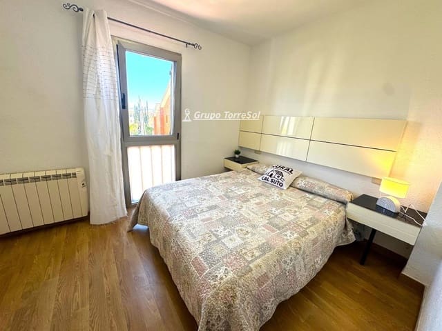 3 quarto Casa em Banda para venda em Torredembarra com piscina garagem - 250 000 € (Ref: 9534670)