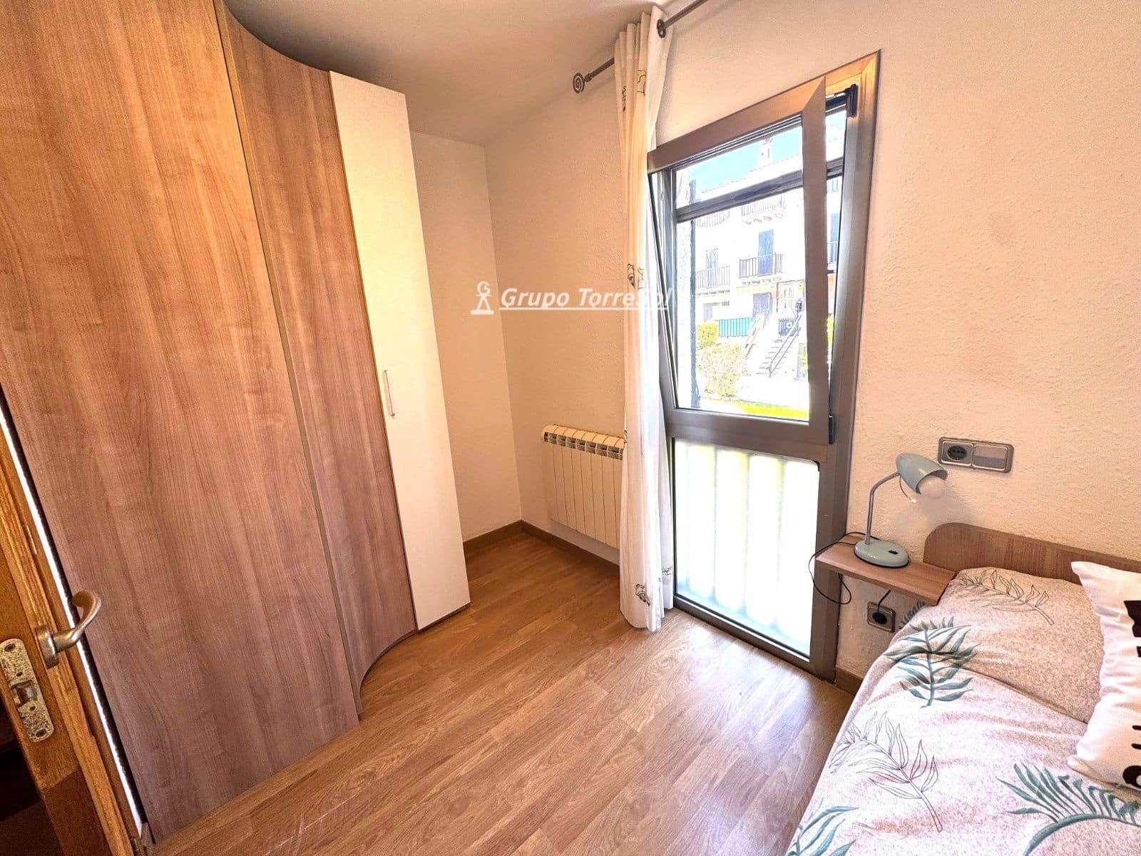 3 bedroom Townhouse for sale in Torredembarra with pool garage - € 250,000 (Ref: 9534670)