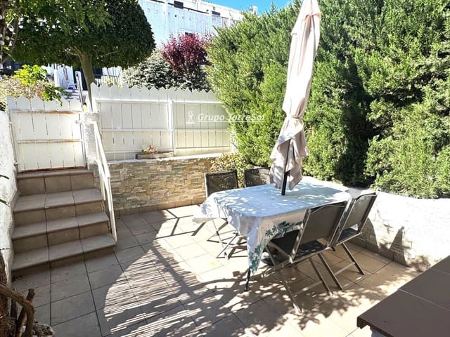 3 quarto Casa em Banda para venda em Torredembarra com piscina garagem - 250 000 € (Ref: 9534670)