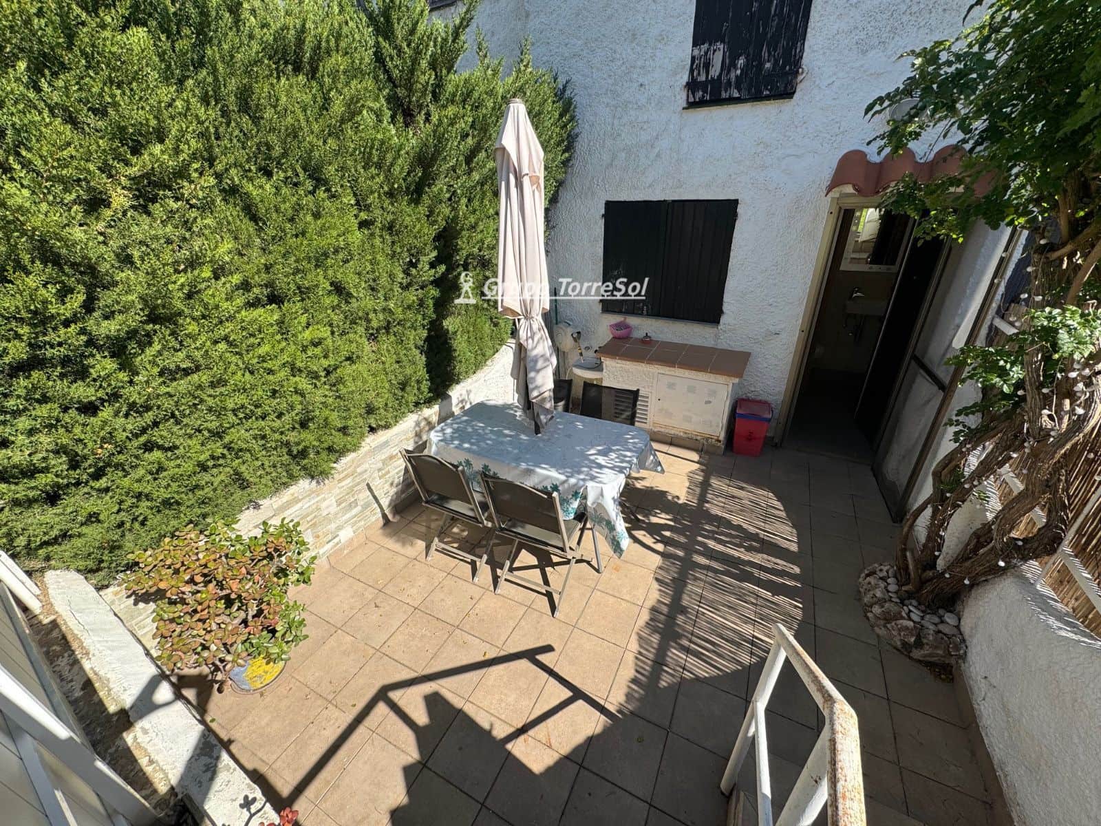 3 bedroom Townhouse for sale in Torredembarra with pool garage - € 250,000 (Ref: 9534670)