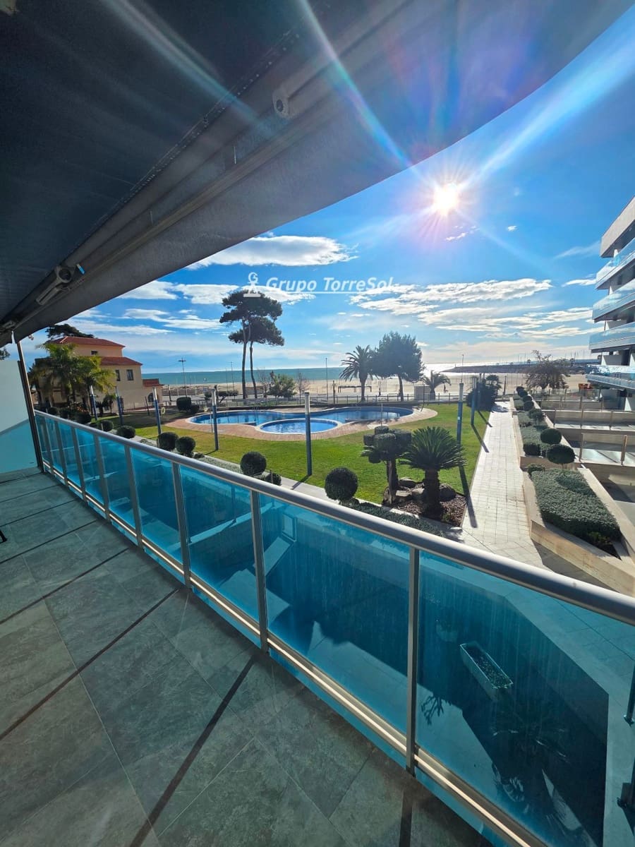 3 bedroom Flat for sale in Torredembarra with pool garage - € 515,000 (Ref: 9534672)