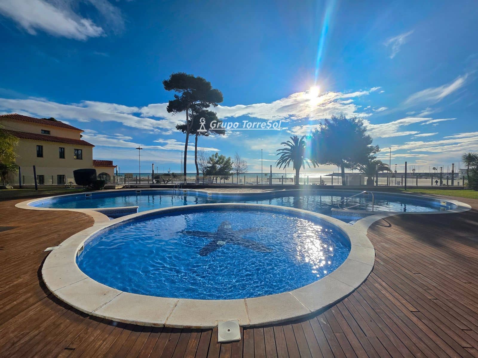 3 bedroom Flat for sale in Torredembarra with pool garage - € 515,000 (Ref: 9534672)