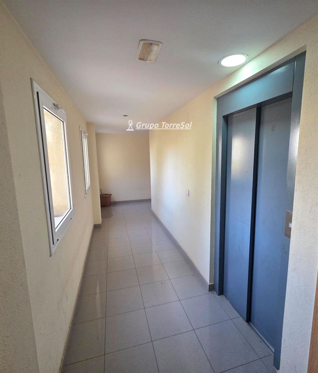 3 bedroom Flat for sale in Torredembarra with garage - € 194,000 (Ref: 9534673)