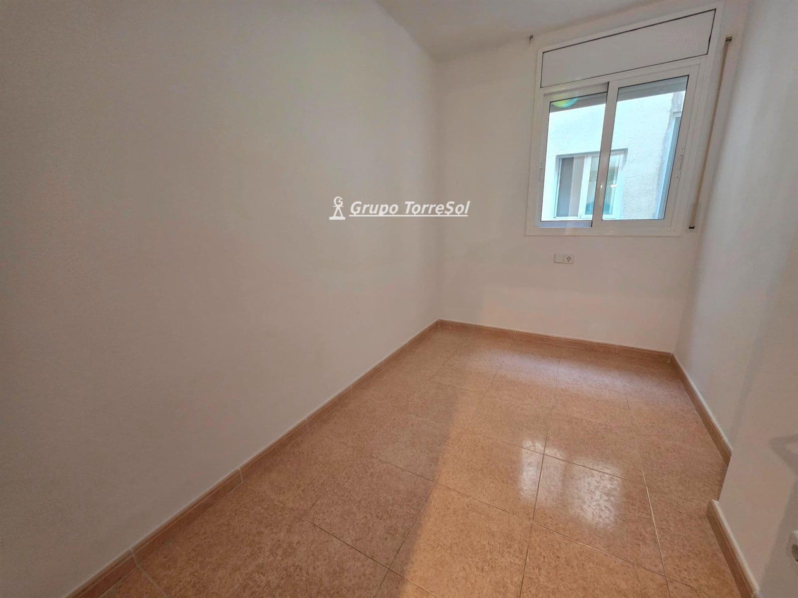 3 bedroom Flat for sale in Torredembarra with garage - € 194,000 (Ref: 9534673)