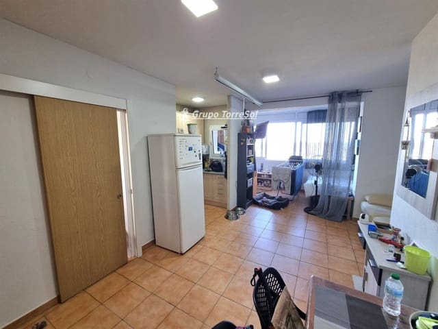 1 bedroom Flat for sale in Torredembarra - € 75,000 (Ref: 9534674)