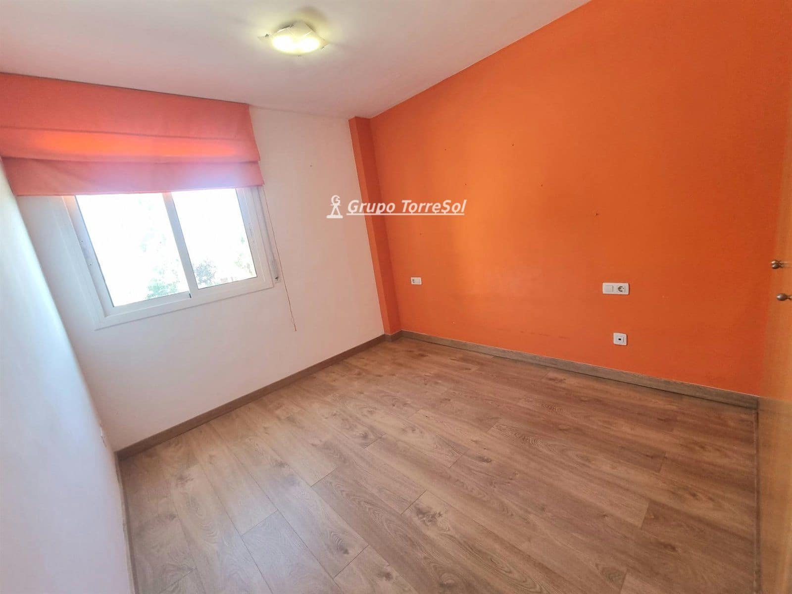 4 bedroom Flat for sale in Torredembarra with garage - € 270,000 (Ref: 9534675)