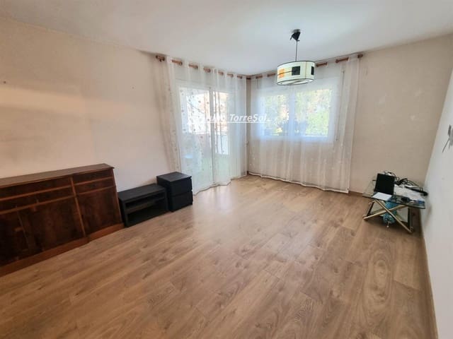 4 bedroom Flat for sale in Torredembarra with garage - € 270,000 (Ref: 9534675)