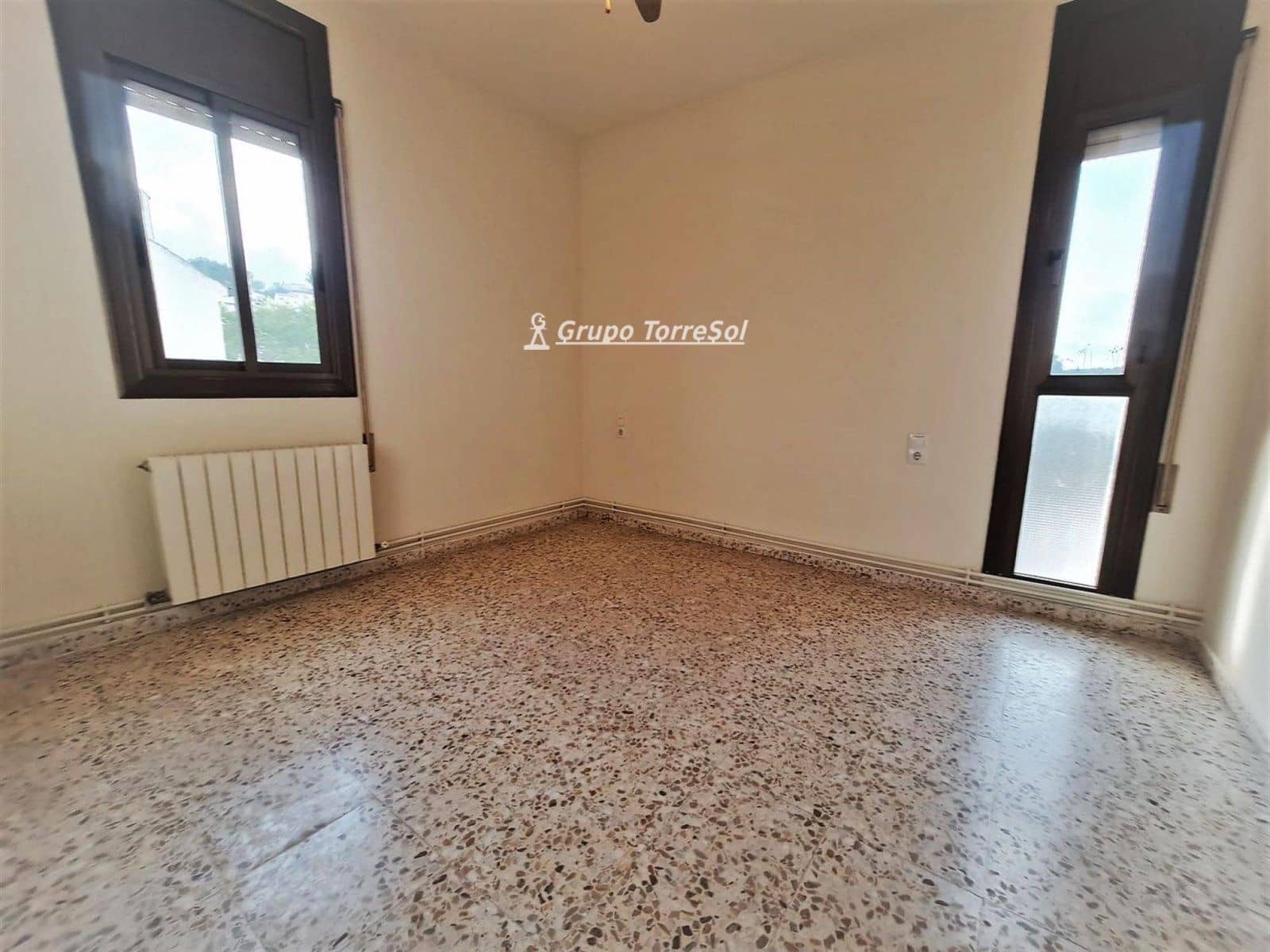3 Zimmer Haus zu vermieten in Creixell mit Garage - 793 € (Ref: 9534683)
