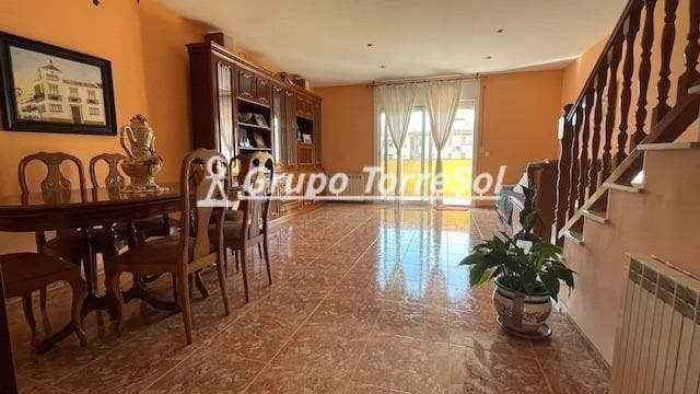 4 soveværelse Villa til salg i Cubelles med garage - € 380.000 (Ref: 9534685)