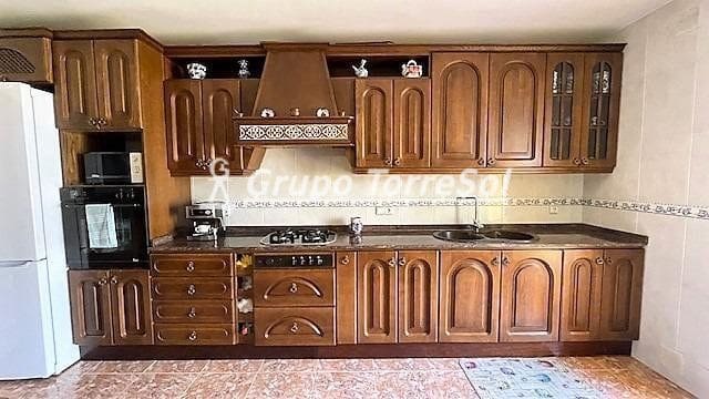 4 soveværelse Villa til salg i Cubelles med garage - € 380.000 (Ref: 9534685)