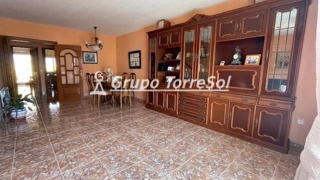 4 soveværelse Villa til salg i Cubelles med garage - € 380.000 (Ref: 9534685)