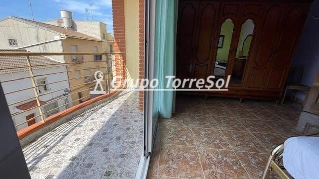 4 soveværelse Villa til salg i Cubelles med garage - € 380.000 (Ref: 9534685)