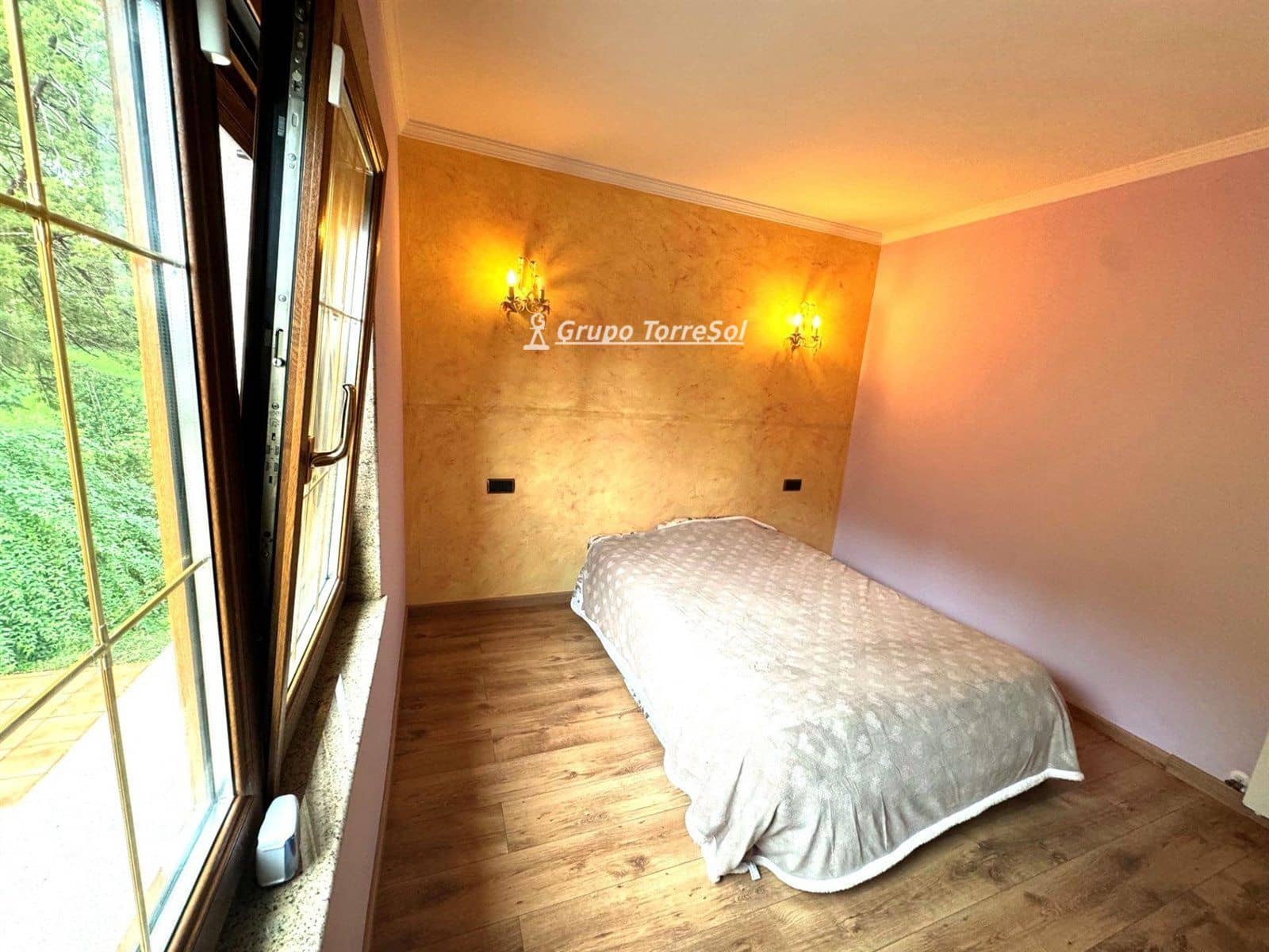 Chalet de 3 habitaciones en Alcover en venta con piscina garaje - 455.000 € (Ref: 9534687)