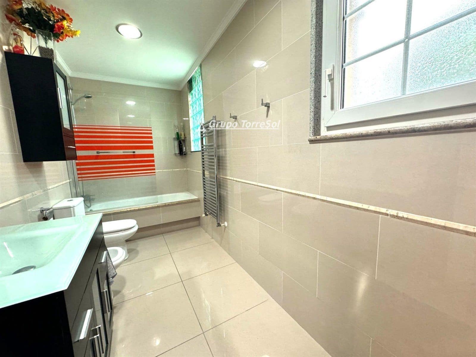 Chalet de 3 habitaciones en Alcover en venta con piscina garaje - 455.000 € (Ref: 9534687)