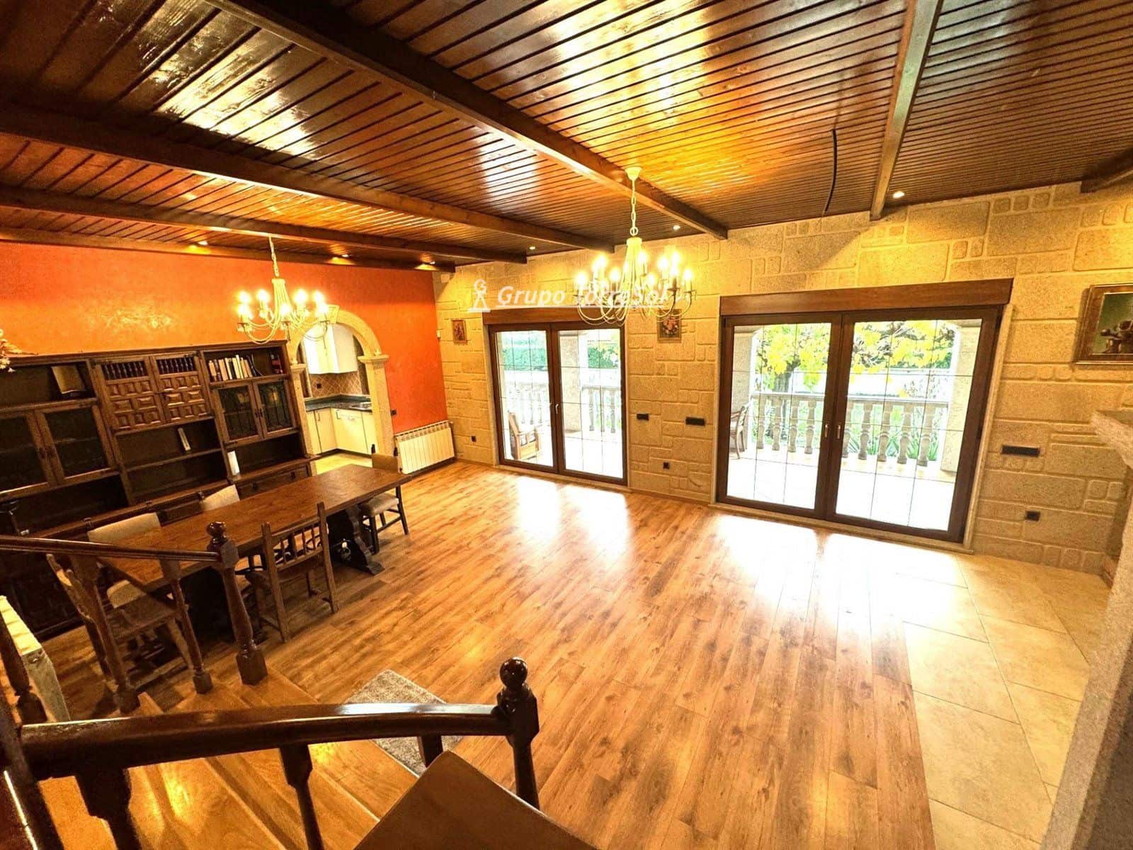 Chalet de 3 habitaciones en Alcover en venta con piscina garaje - 455.000 € (Ref: 9534687)