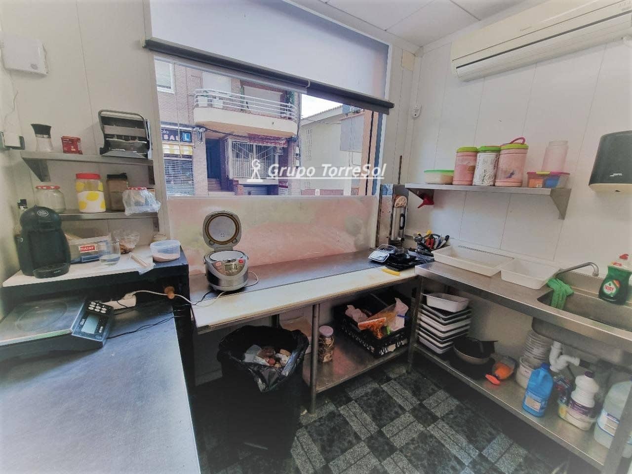 Commercieel te huur in Torredembarra - € 761 (Ref: 9534688)