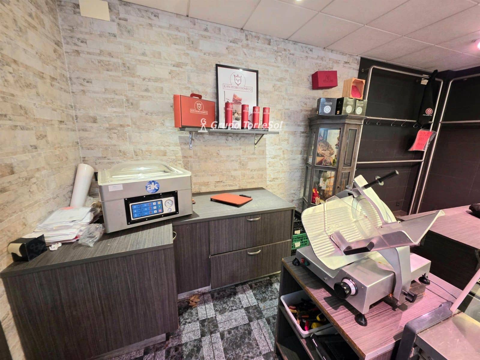 Commercieel te huur in Torredembarra - € 761 (Ref: 9534688)