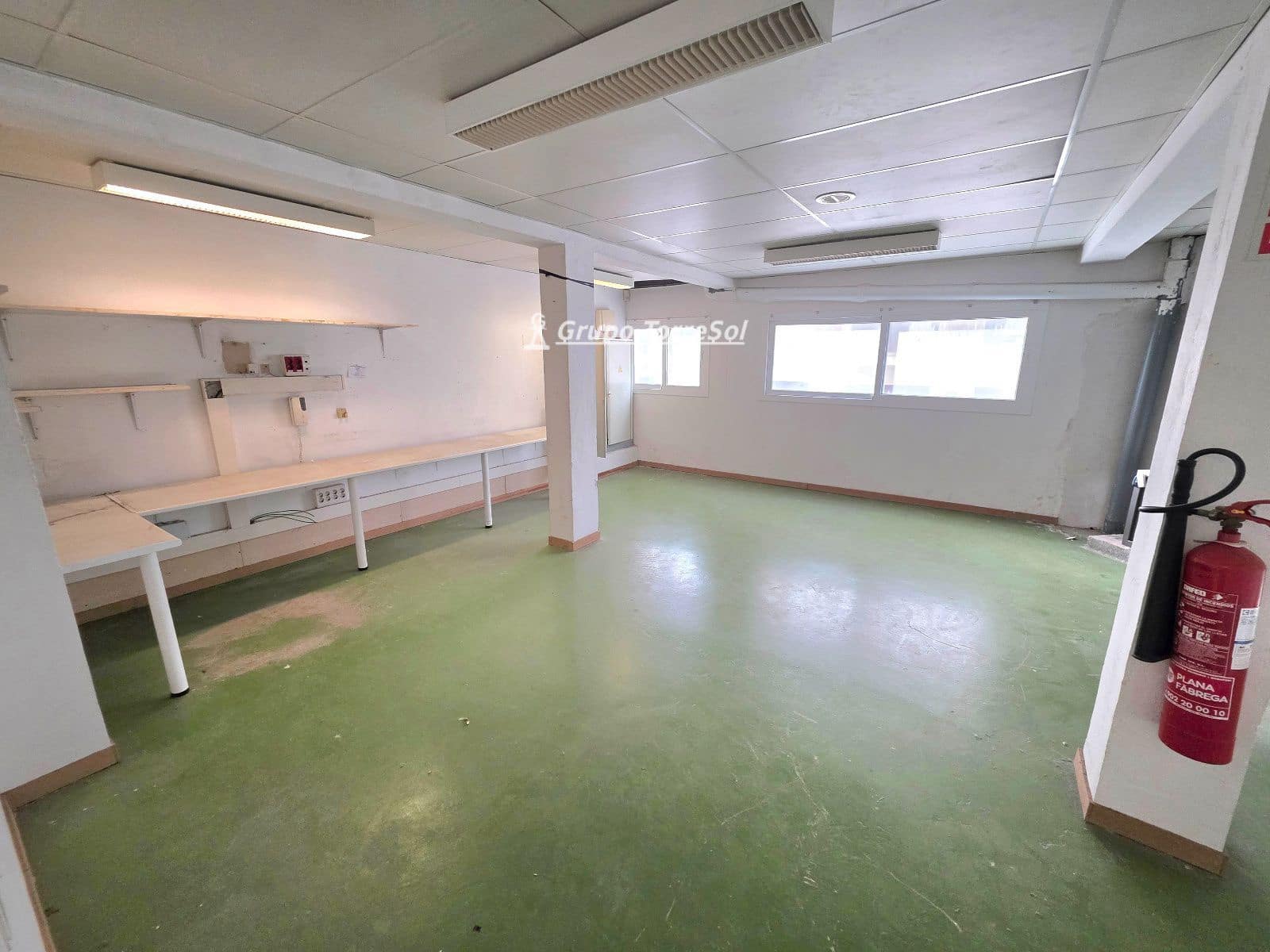 Gewerbe zu vermieten in Torredembarra - 3.000 € (Ref: 9534689)