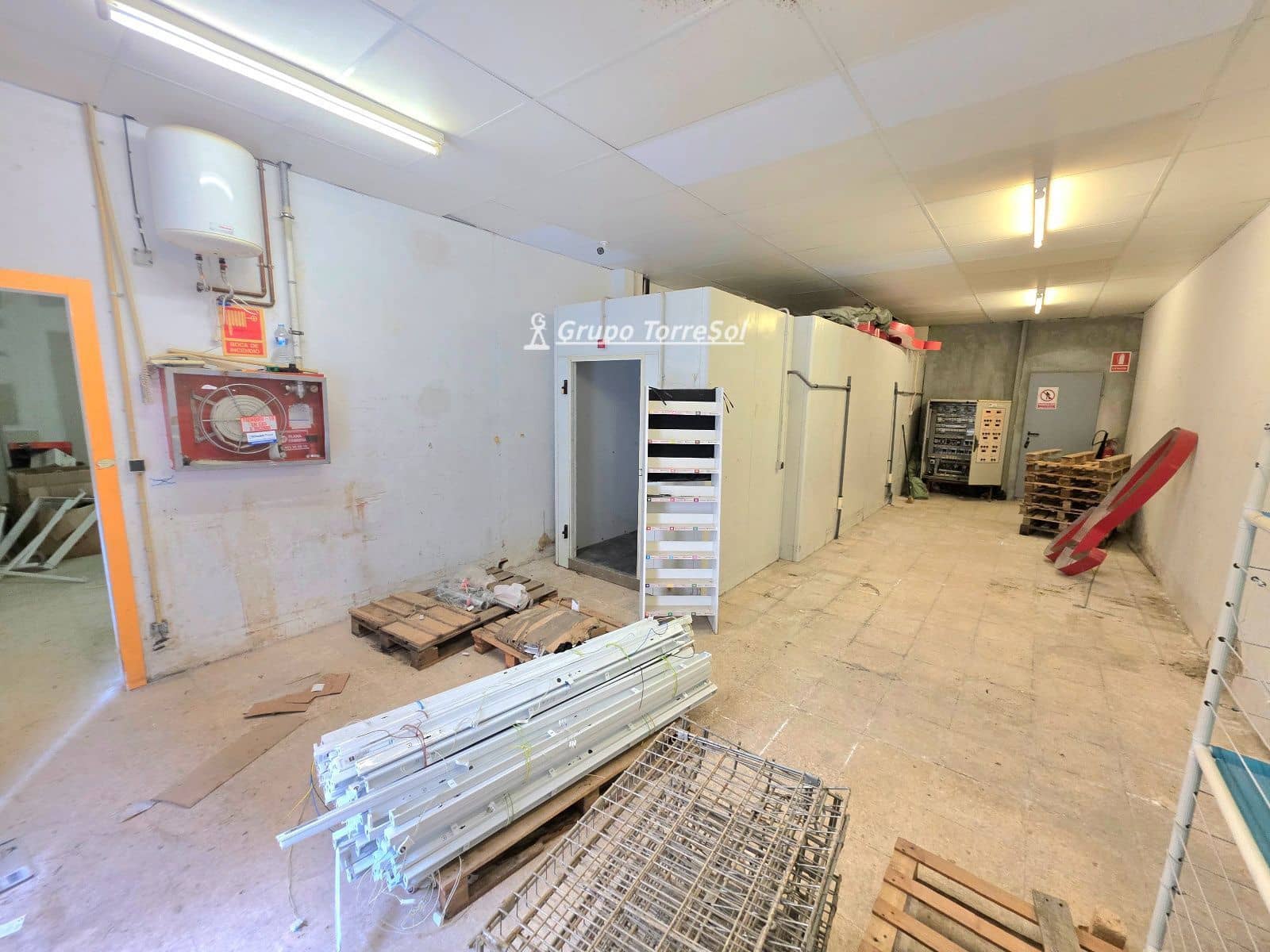 Gewerbe zu vermieten in Torredembarra - 3.000 € (Ref: 9534689)