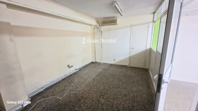 Commercieel te huur in Torredembarra - € 600 (Ref: 9534695)