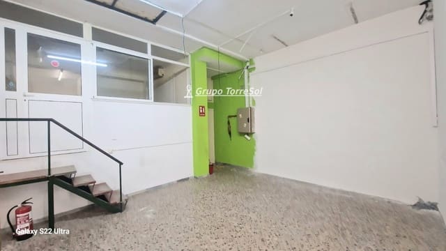 Commercieel te huur in Torredembarra - € 600 (Ref: 9534695)